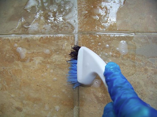 cleaninggrout.jpg